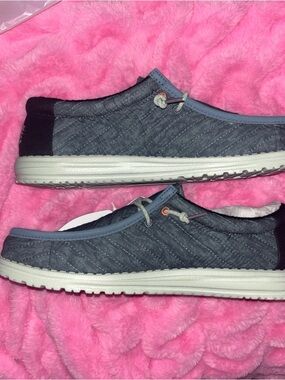 Casual Quilted Slip-On Hey Dudes men’s size 13
